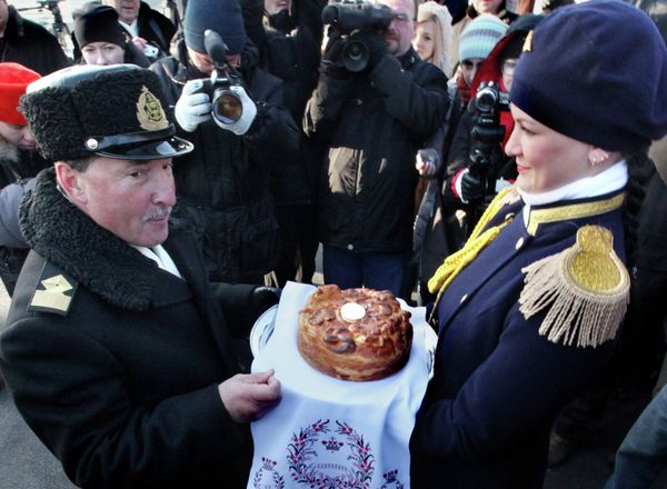 Sedov docks in Vladivostok during its round-the-world tour - Sputnik International