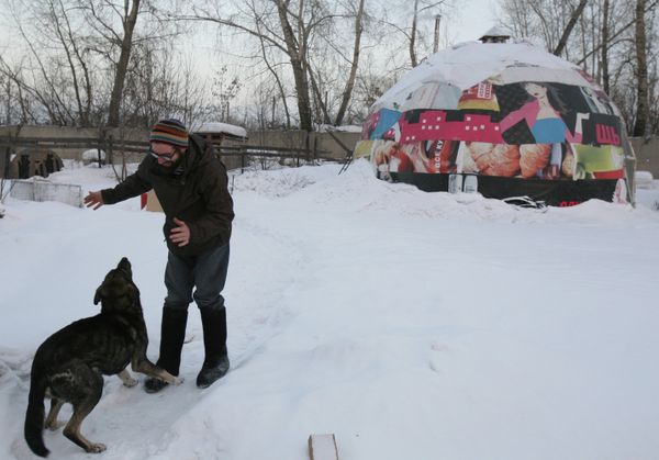 Novosibirsk Artist Builds Dome House - Sputnik International