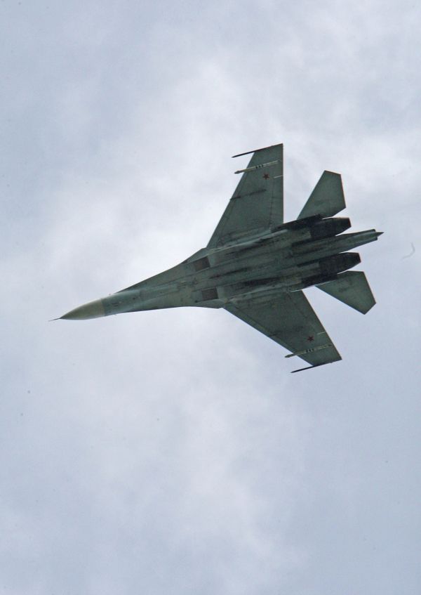 Su-27 - Sputnik International