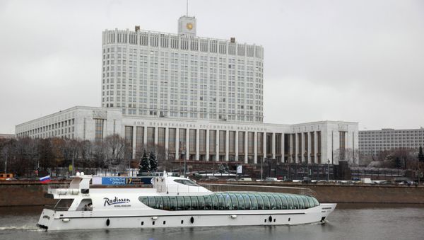 The Russian government has announced its support for a bill aimed at increasing the collection of taxes from individuals and companies which use offshore banking to avoid paying taxes in Russia. - Sputnik International