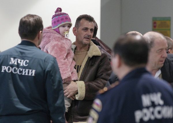 Russia Evacuates its Nationals from Syria (archive) - Sputnik International