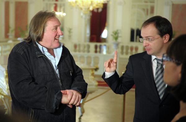 Gerard Depardieu and Russian Culture Minister Vladimir Medinsky at the Bolshoi Theater Gerard Depardieu and Russian Culture Minister Vladimir Medinsky at the Bolshoi Theater - Sputnik International