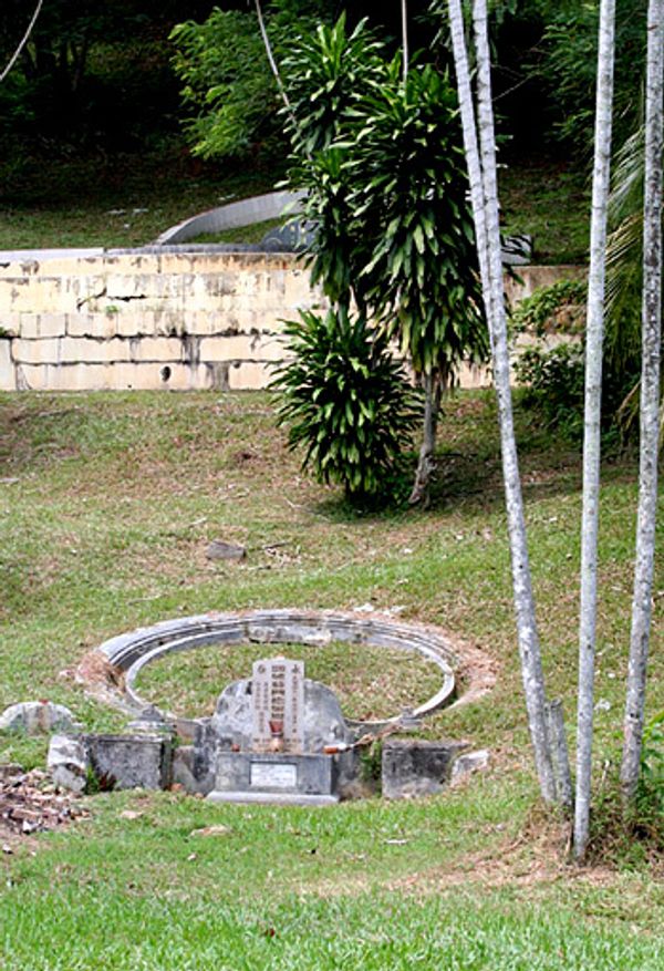 Taiwan Tomb Raider Steals Jewelry Worth Over $500,000 - Sputnik International