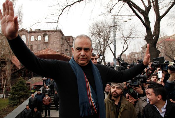Armenian Opposition Supporters Protest Election Results - Sputnik International