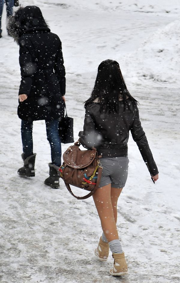 Moscow Hit by Snowstorm on the First Spring Day - Sputnik International