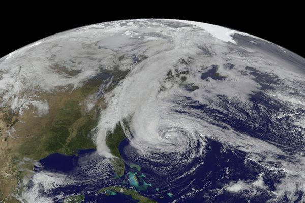Russia Boosts Emergencies Space Monitoring - Sputnik International