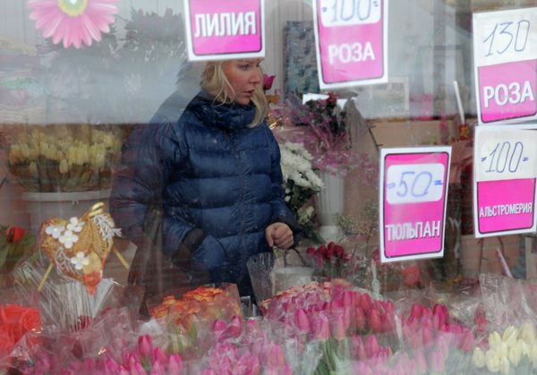 The Rush at Russian Flower Shops Ahead of Women’s Day The Rush at Russian Flower Shops Ahead of Women’s Day - Sputnik International