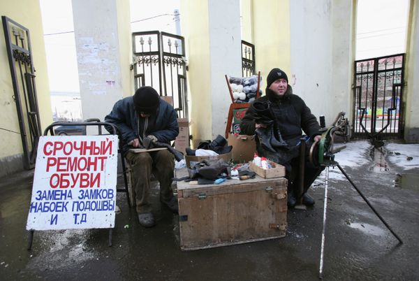 300,000 Self-Employed Russians Quit Over Tax Hikes - Sputnik International