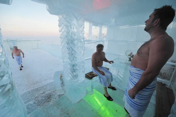 An Ice Sauna on the Shore of Lake Baikal - Sputnik International