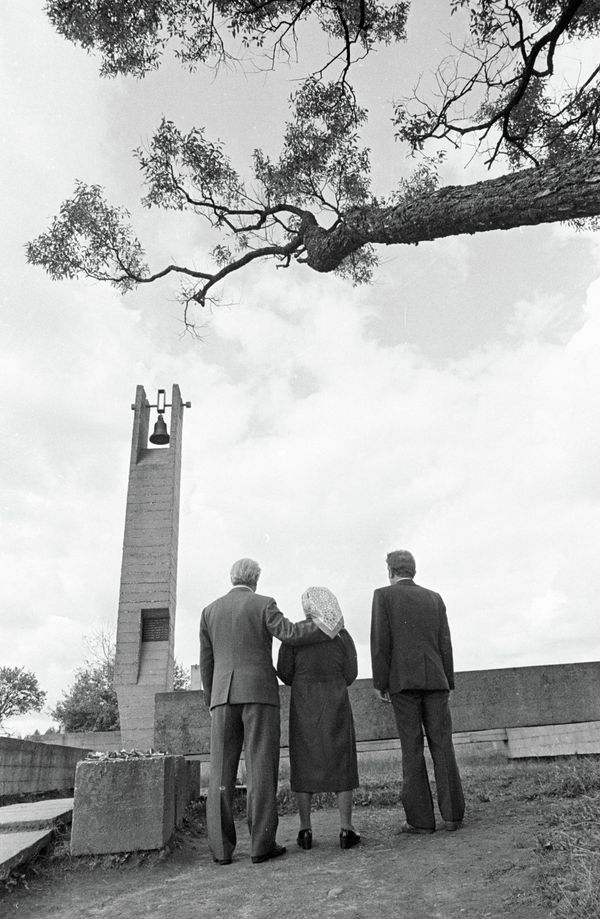Khatyn: Symbol of National Memory Khatyn: Symbol of National Memory - Sputnik International