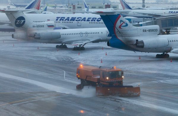 Russia Delegation to Malaysia Aerospace Show Delayed by Snow - Sputnik International