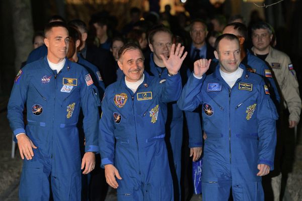 Christopher Cassidy, Pavel Vinogradov and Alexander Misurkin - Sputnik International
