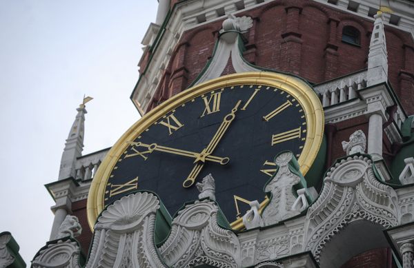 Sundial, Digital and Chime Clocks on Moscow Buildings - Sputnik International