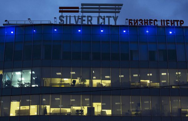 Light It Up Blue Campaign in Moscow - Sputnik International