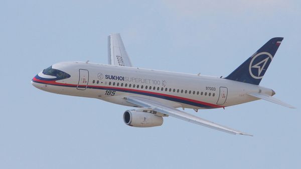 UTair Signs $217M Contract for 6 Superjets - Sputnik International
