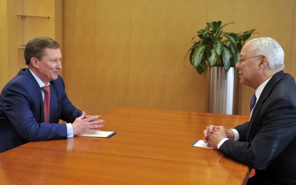 Sergei Ivanov and Colin Powell - Sputnik International