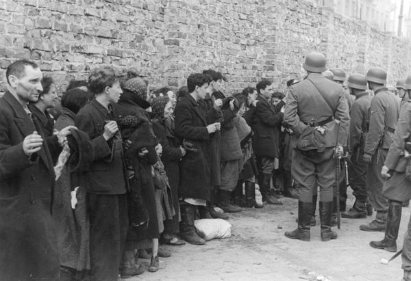 Warsaw Ghetto Uprising in April 1943 - Sputnik International