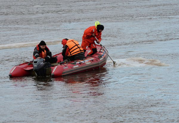 Two Bodies Found after Tug Boat Sinking in St. Petersburg - Sputnik International