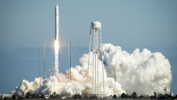 Antares Rocket Launches - Sputnik International