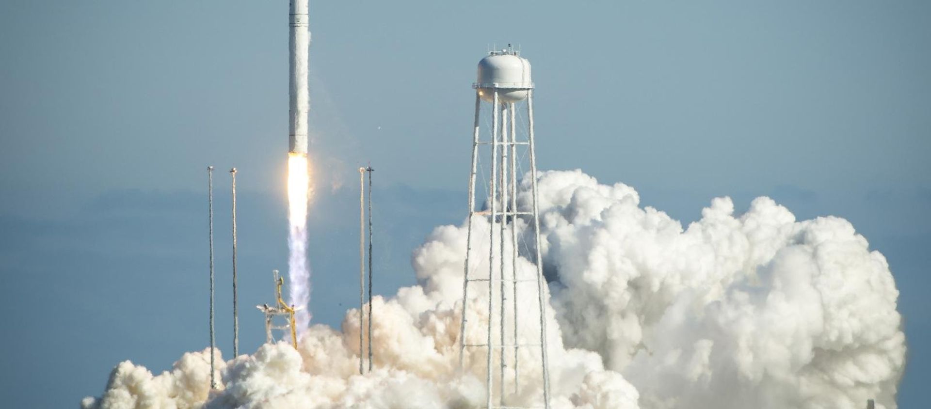 Antares Rocket Launches Antares Rocket Launches - Sputnik International, 1920, 17.11.2018