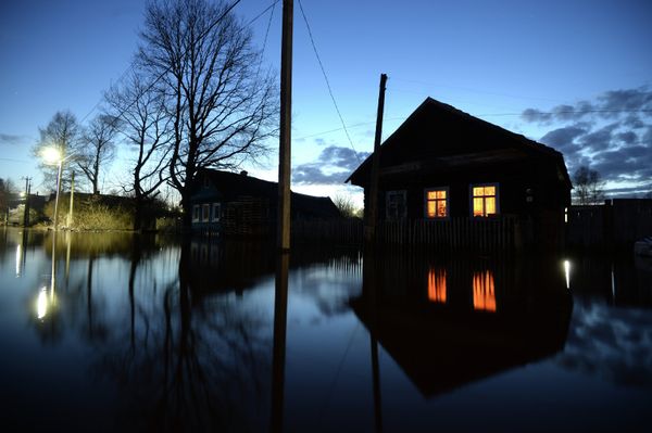 Flooded houses in Novgorod Region villages Flooded houses in Novgorod Region villages - Sputnik International