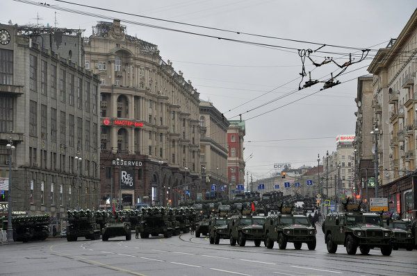 First Nighttime Rehearsal of Victory Parade Held on Red Square - Sputnik International