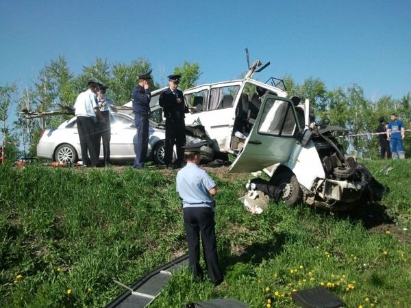 10 Dead in Car Crash in Russia - Sputnik International