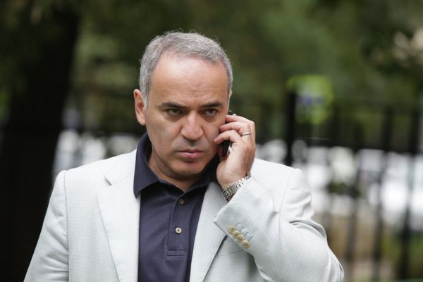 Garry Kasparov - Sputnik International
