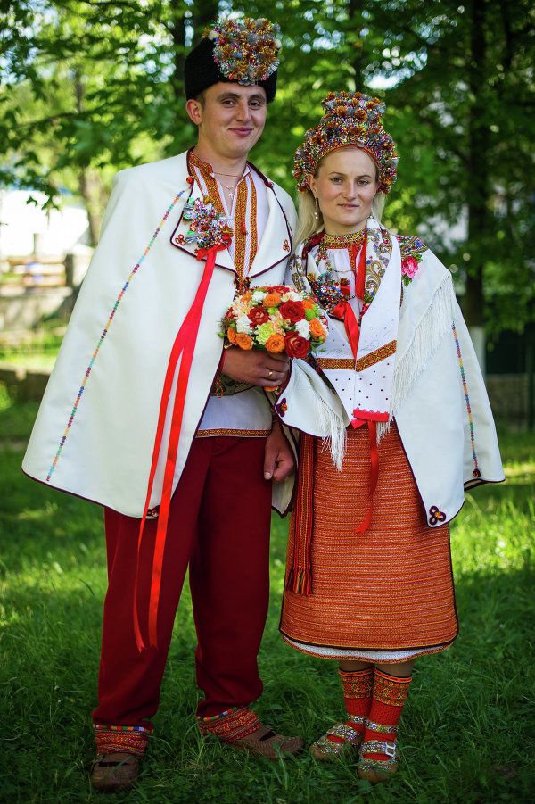 Traditional Hutsul Wedding in Western Ukraine Traditional Hutsul Wedding in Western Ukraine - Sputnik International