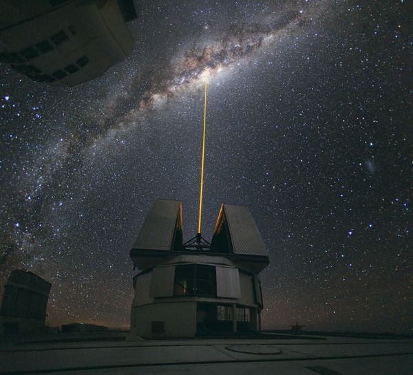 Stars and Galaxies. Images from the Very Large Telescope - Sputnik International