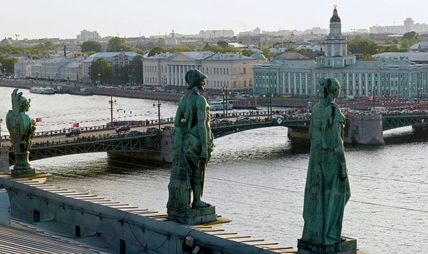 Palace Embankment - Sputnik International