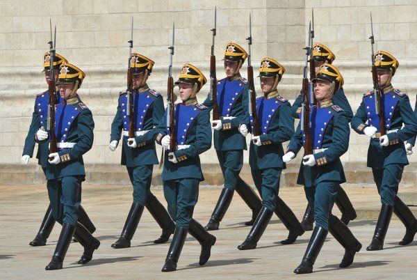 The Changing of the Kremlin Guard, on International Children's Day - Sputnik International