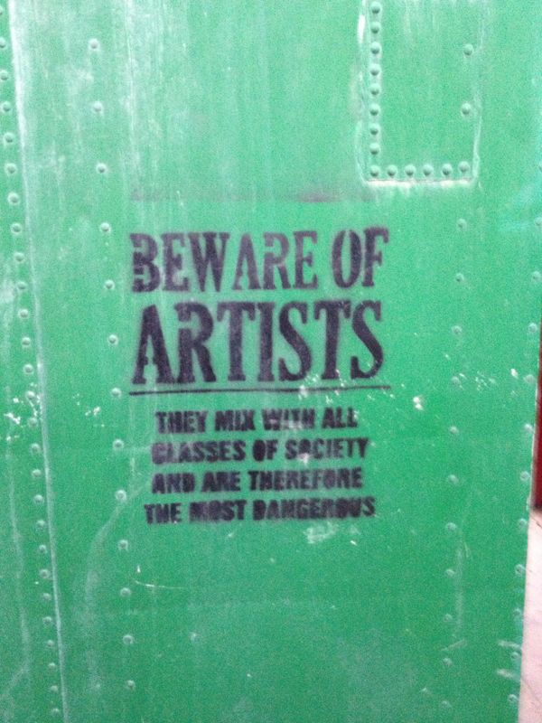 Graffiti on the walls of the Venue, a café in Kabul.  - Sputnik International