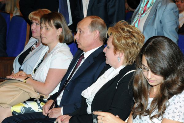 Russia's First Couple Split After 30 Years of Marriage - Sputnik International
