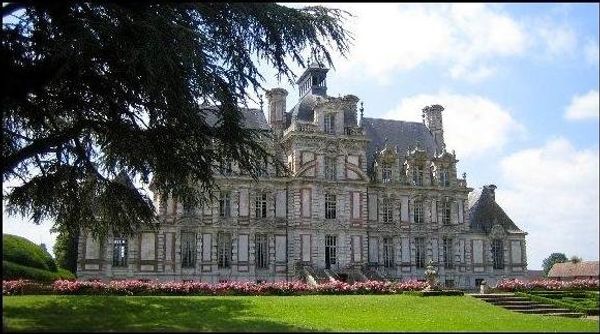 Chateau De Beaumesnil, Dmitri's chateau in France Chateau De Beaumesnil, Dmitri's chateau in France - Sputnik International