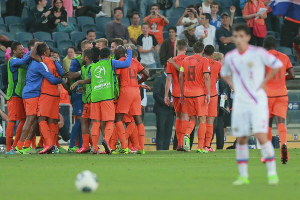 Dutch Defeat Leaves Russia on Brink of Euro 2013 Exit - Sputnik International