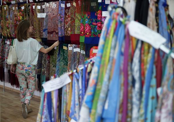 How Russian Shawls Are Made - Sputnik International