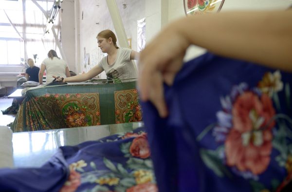 How Russian Shawls Are Made - Sputnik International