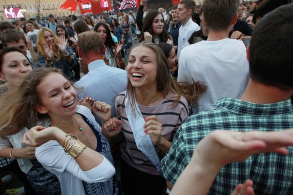 School leaving parties in Moscow and St Petersburg - Sputnik International