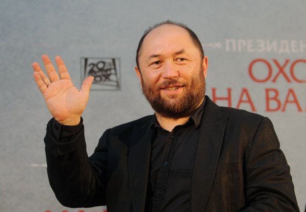 Film director and producer Timur Bekmambetov, photographed in Moscow in 2012 - Sputnik International