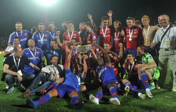 Honda Stars as CSKA Beat Zenit 3-0 for Russian Super Cup - Sputnik International