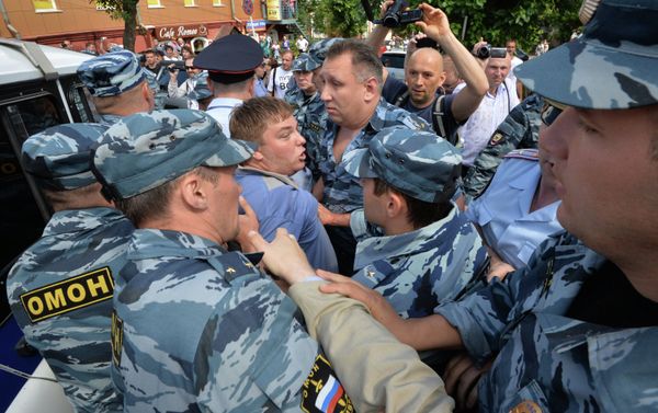 2 Held As Thousands Plan to Rally for Convicted Navalny - Sputnik International