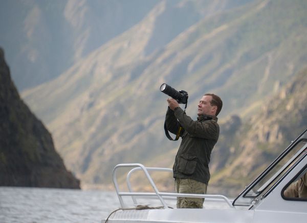 Vladimir Putin and Dmitry Medvedev Holiday in Siberia Vladimir Putin and Dmitry Medvedev Holiday in Siberia - Sputnik International