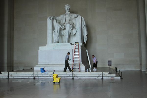 Vandals Force Closure of Lincoln Memorial - Sputnik International