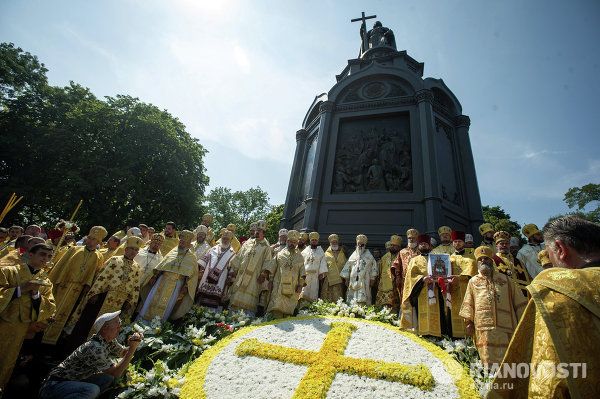 Celebrating the 1025th Anniversary of the Baptism of Rus in Kiev - Sputnik International