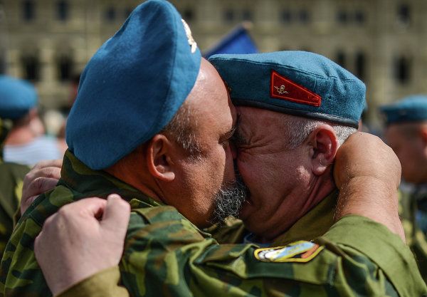 Russians Celebrate Paratrooper Day - Sputnik International