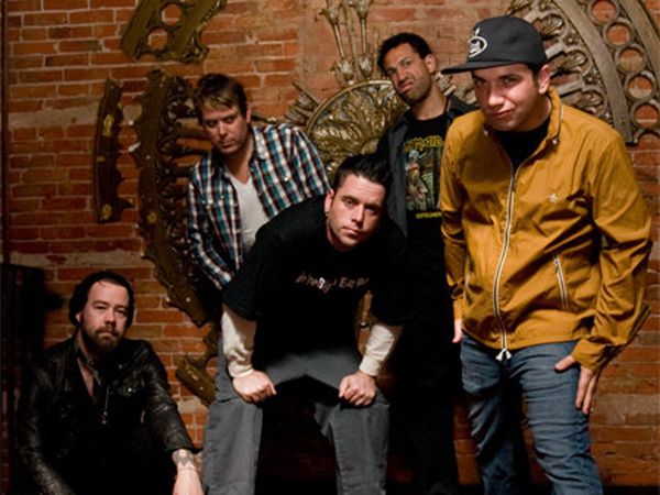 Bloodhound Gang - Sputnik International