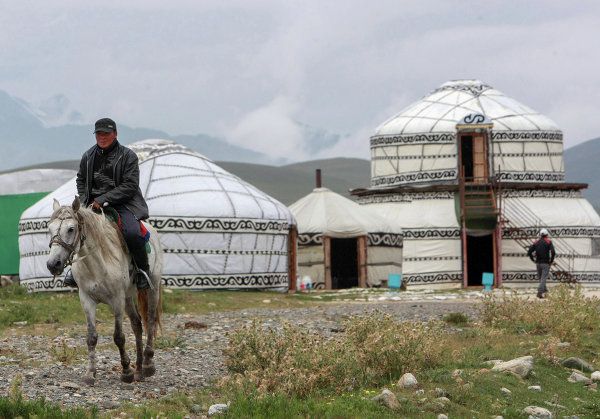 The Suusamyr Valley, a Herdsman’s El Dorado - Sputnik International