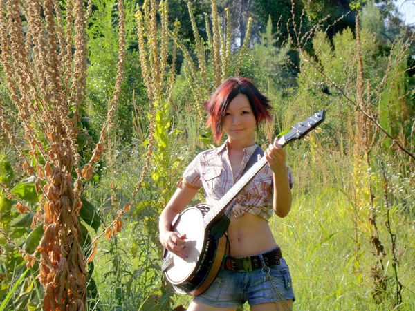 Uzbek banjo player Janna Kim - Sputnik International