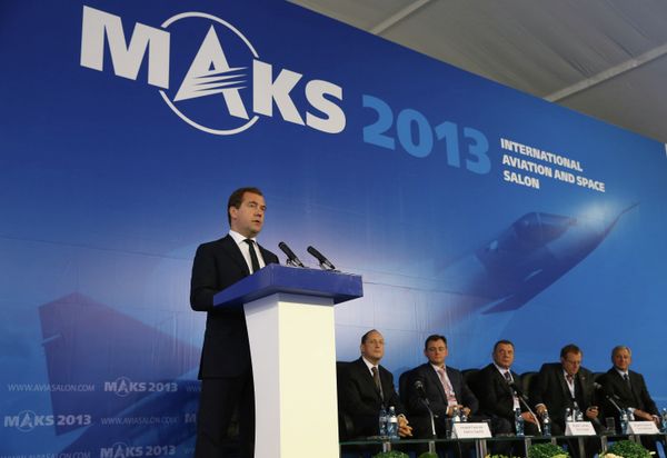 Dmitry Medvedev - Sputnik International